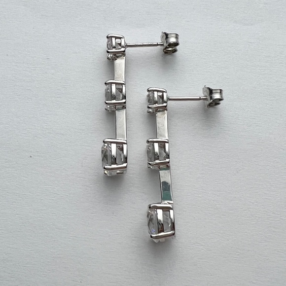 Faux Diamond earrings 925-Sterling Silver - Picture 6 of 6